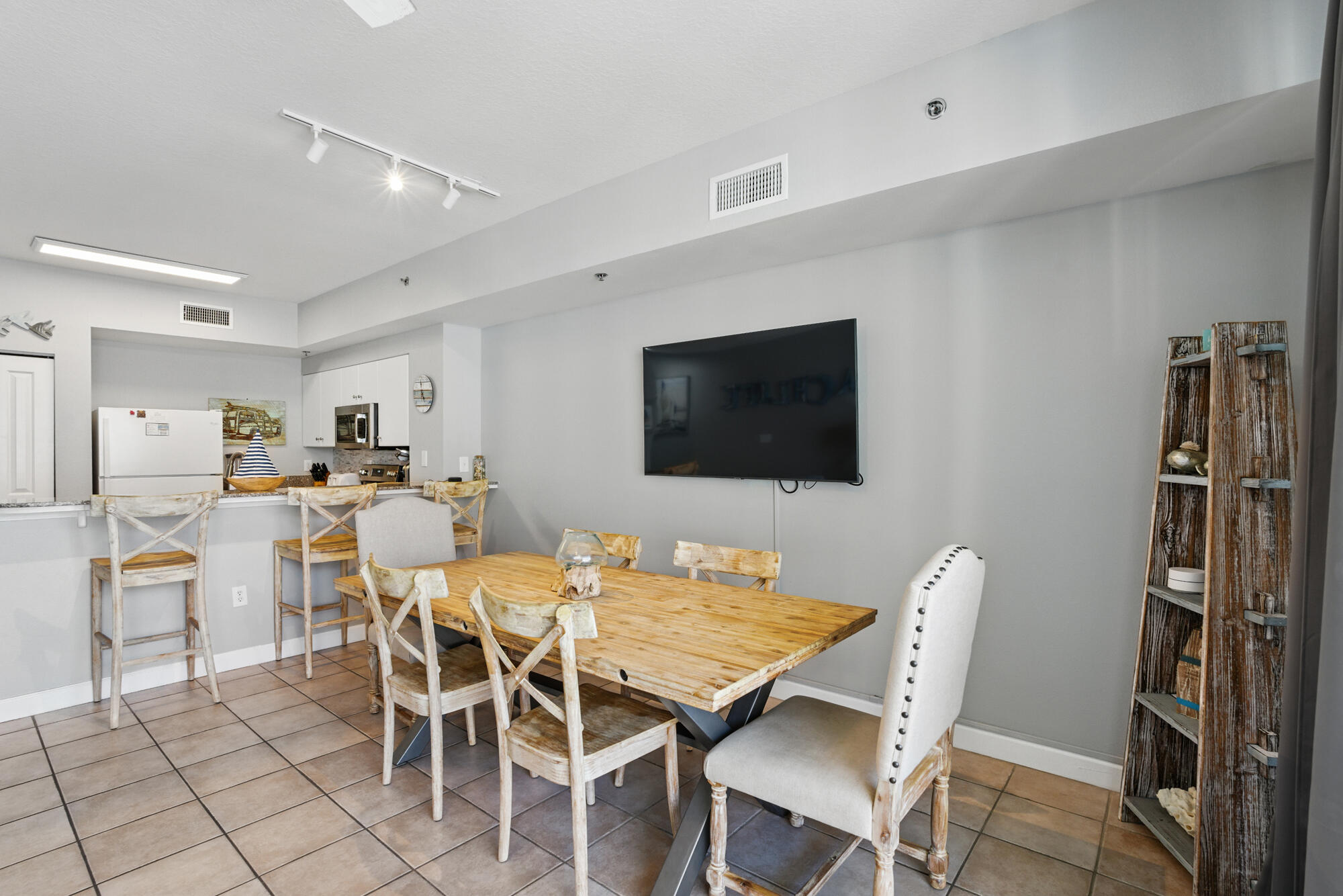 Shores of Panama Phase II - Residential