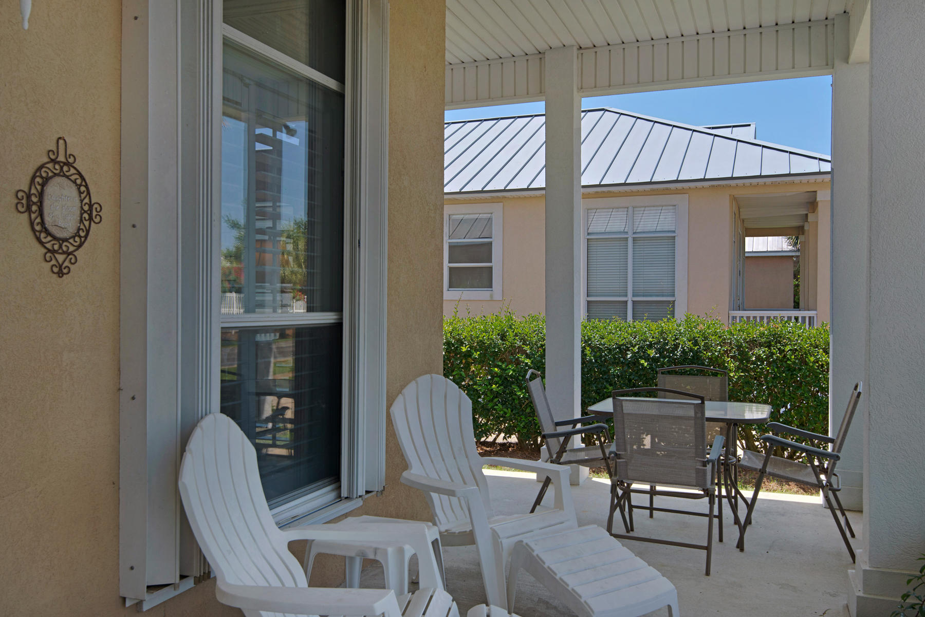 MARAVILLA COTTAGES - Residential