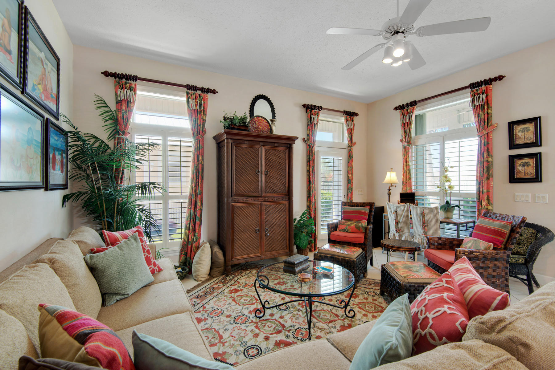 MARAVILLA COTTAGES - Residential