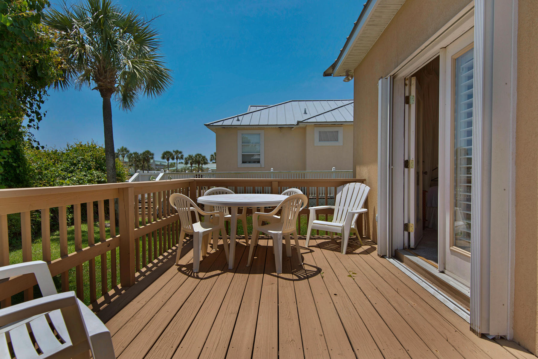 MARAVILLA COTTAGES - Residential