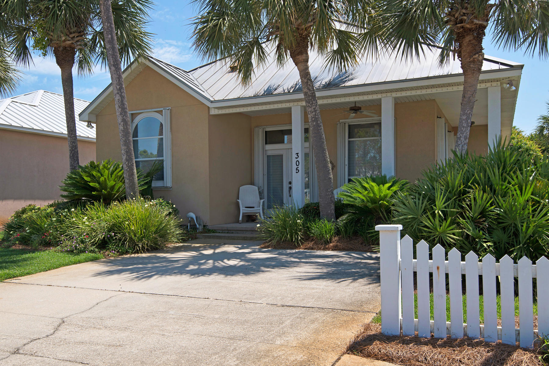 MARAVILLA COTTAGES - Residential