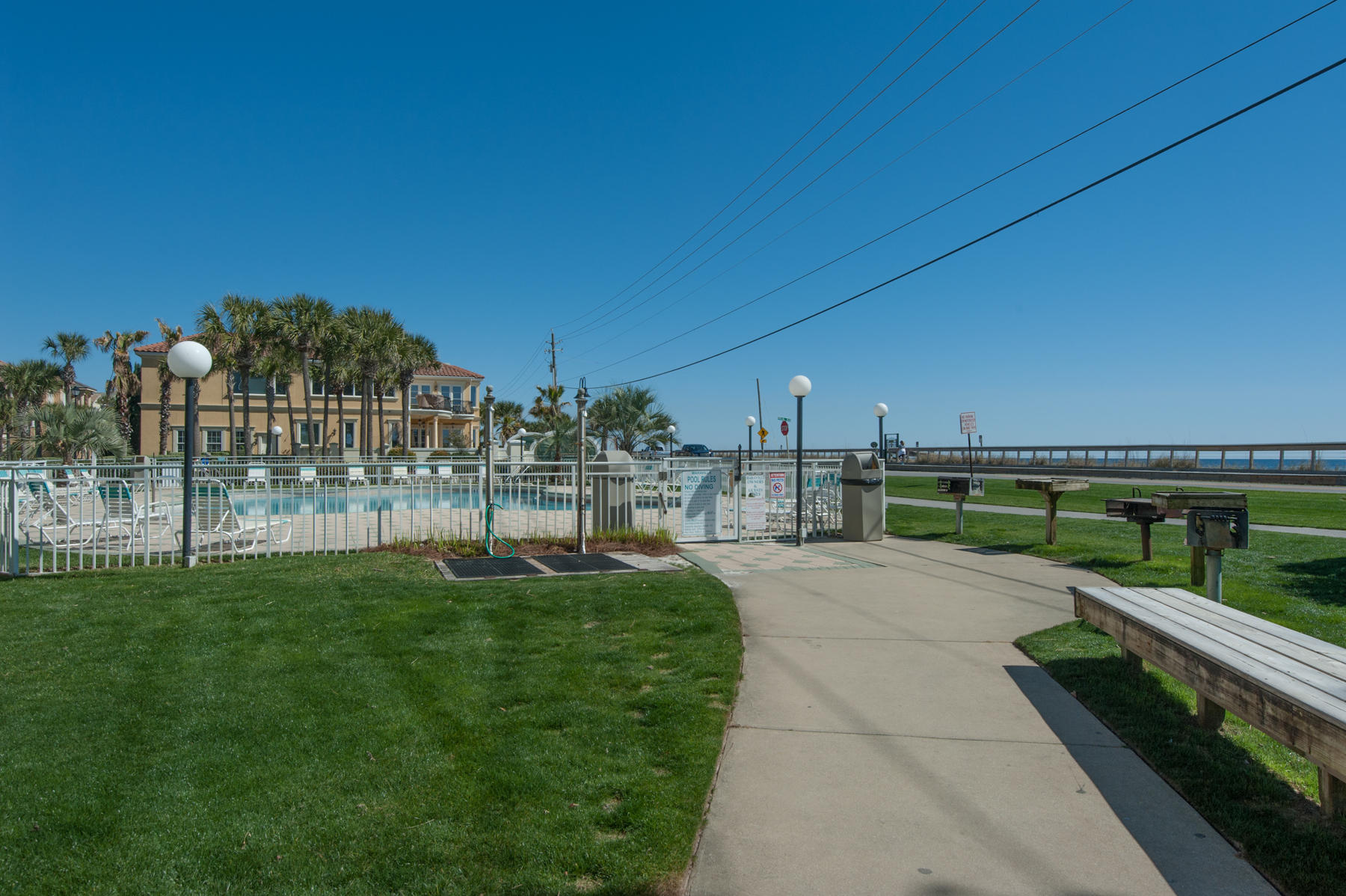 MARAVILLA COTTAGES - Residential