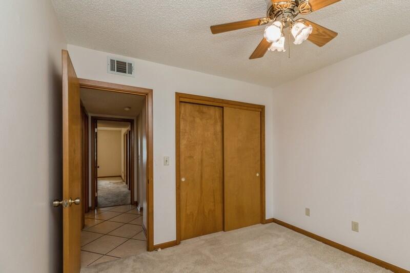 CEDAR RIDGE - Residential