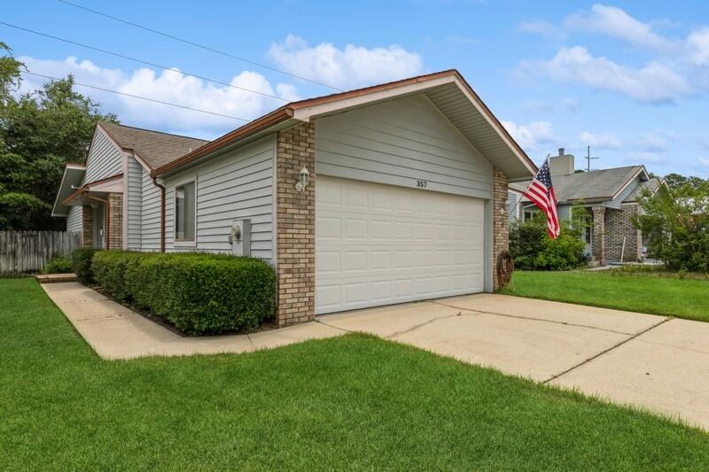 CEDAR RIDGE - Residential