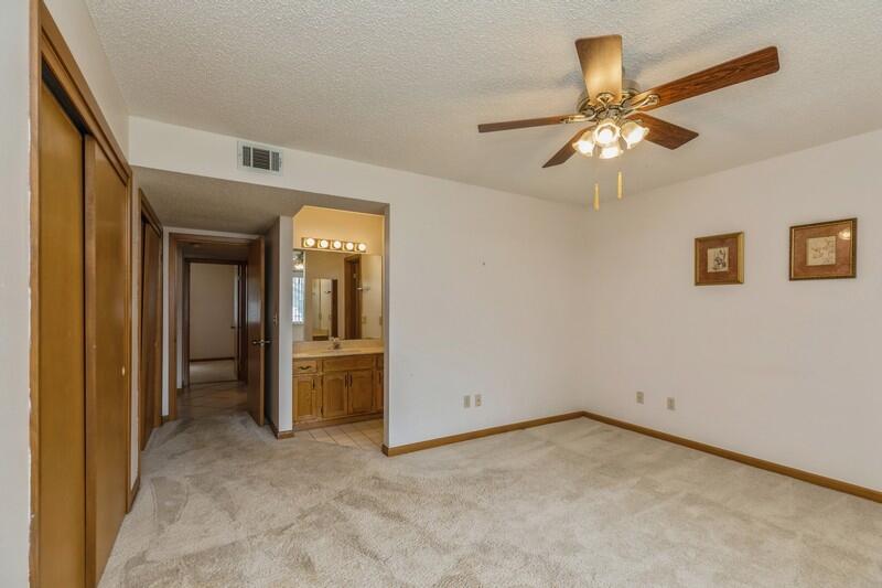 CEDAR RIDGE - Residential