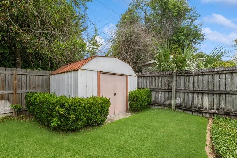 CEDAR RIDGE - Residential