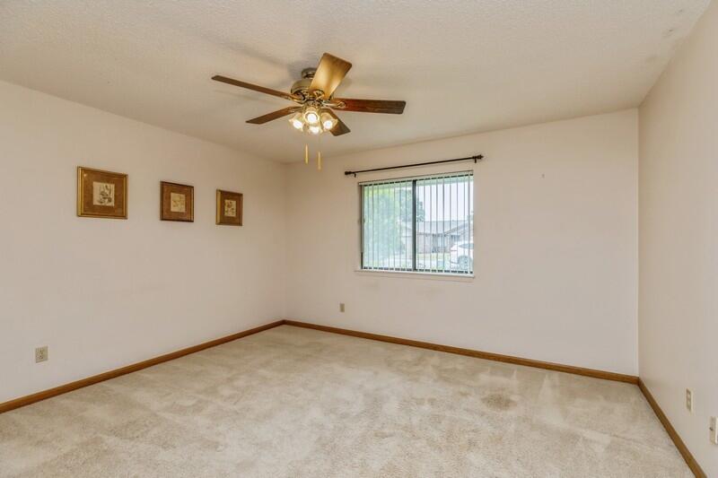 CEDAR RIDGE - Residential