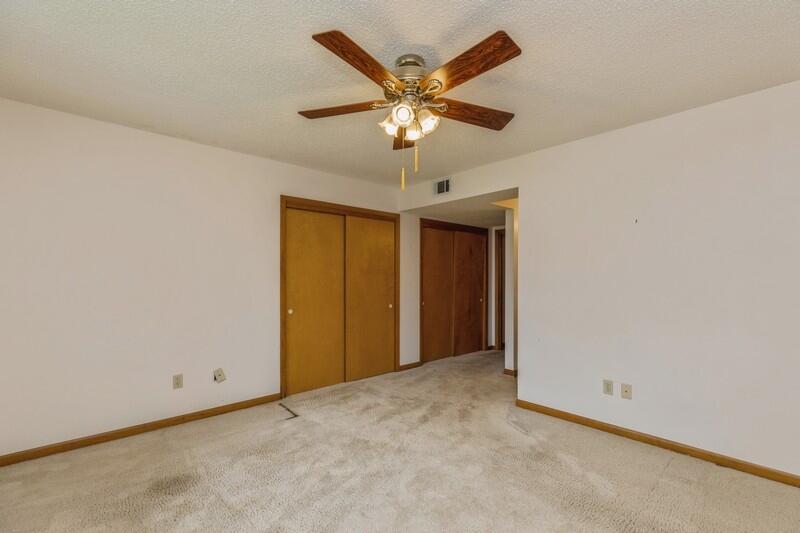 CEDAR RIDGE - Residential