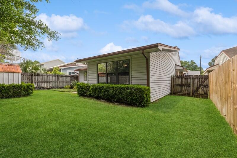 CEDAR RIDGE - Residential