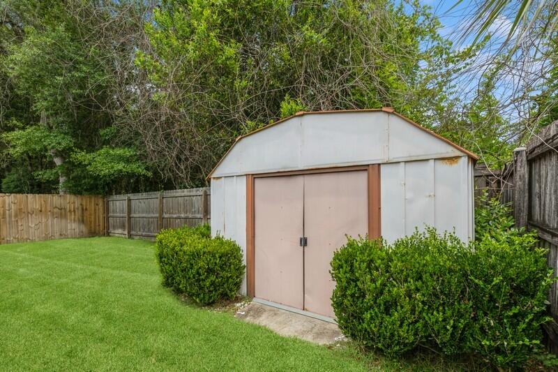 CEDAR RIDGE - Residential