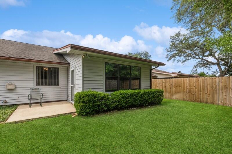 CEDAR RIDGE - Residential