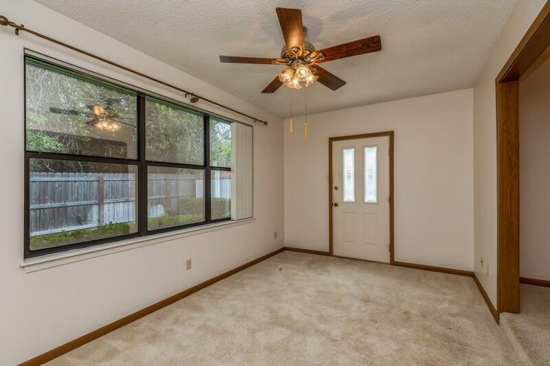 CEDAR RIDGE - Residential