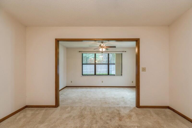 CEDAR RIDGE - Residential