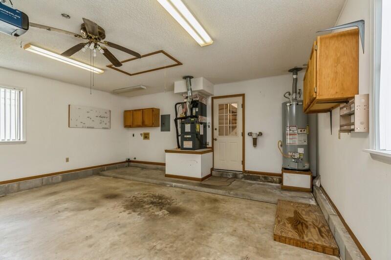 CEDAR RIDGE - Residential