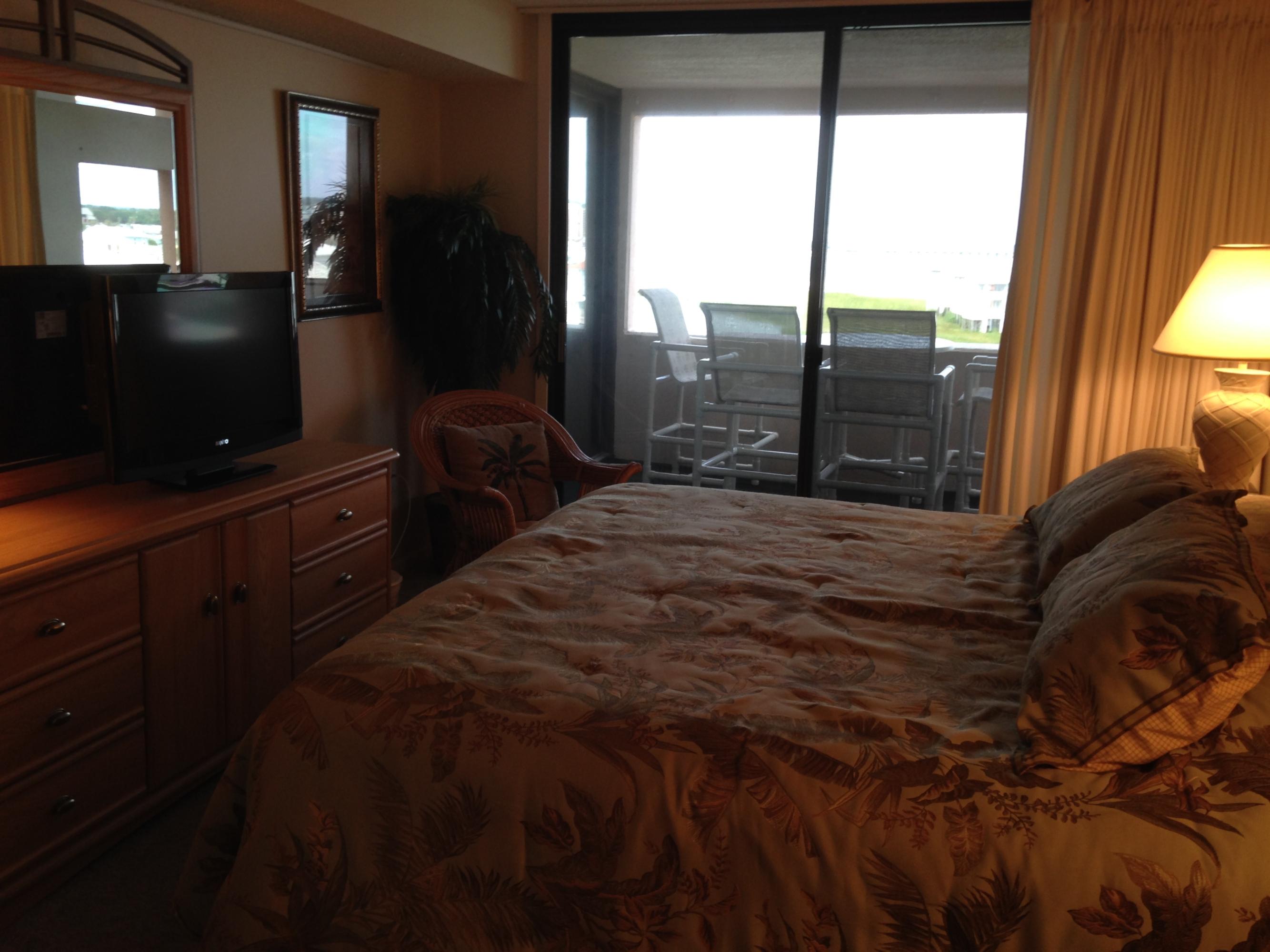 JETTY EAST CONDO - Residential