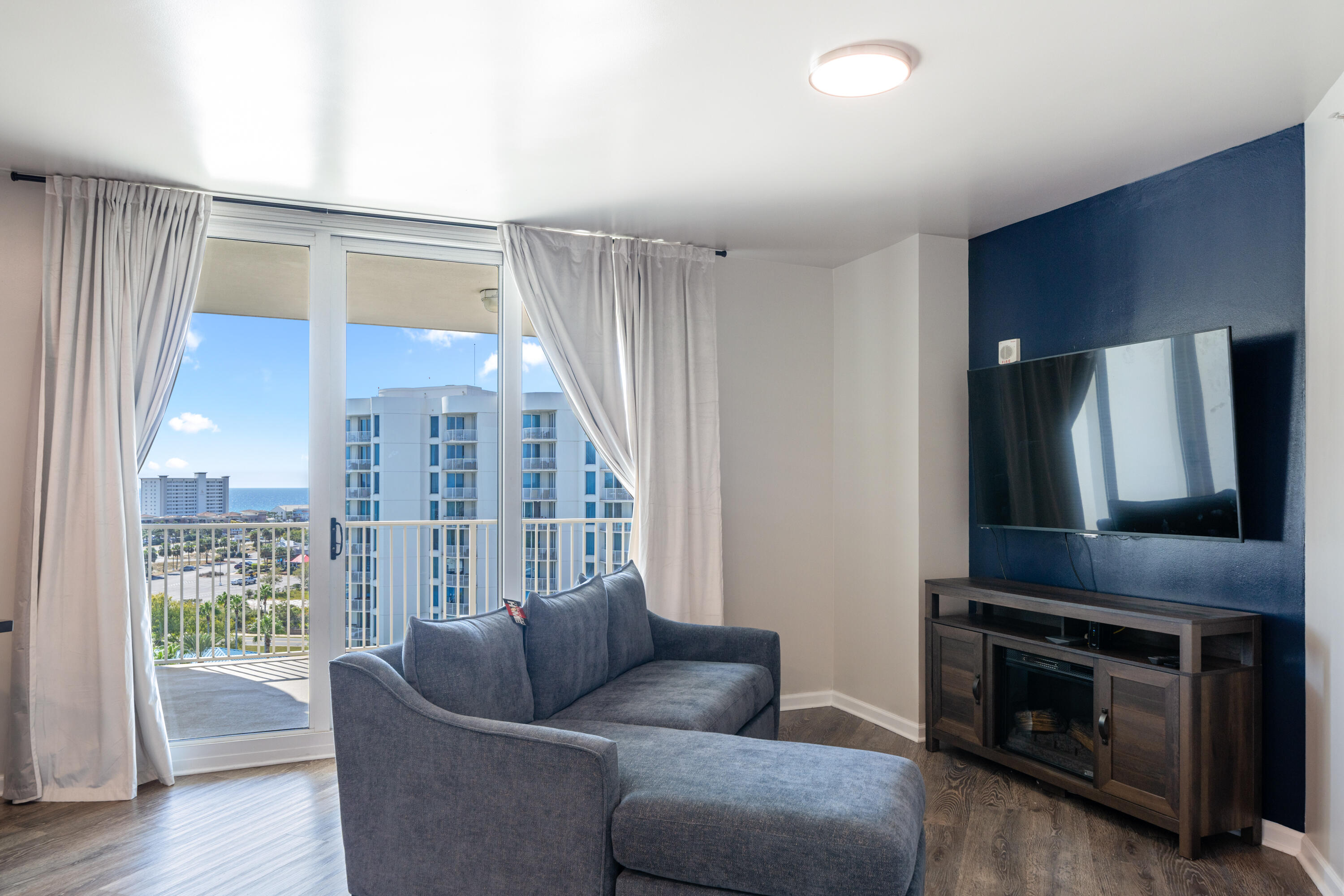 THE PALMS OF DESTIN - Residential