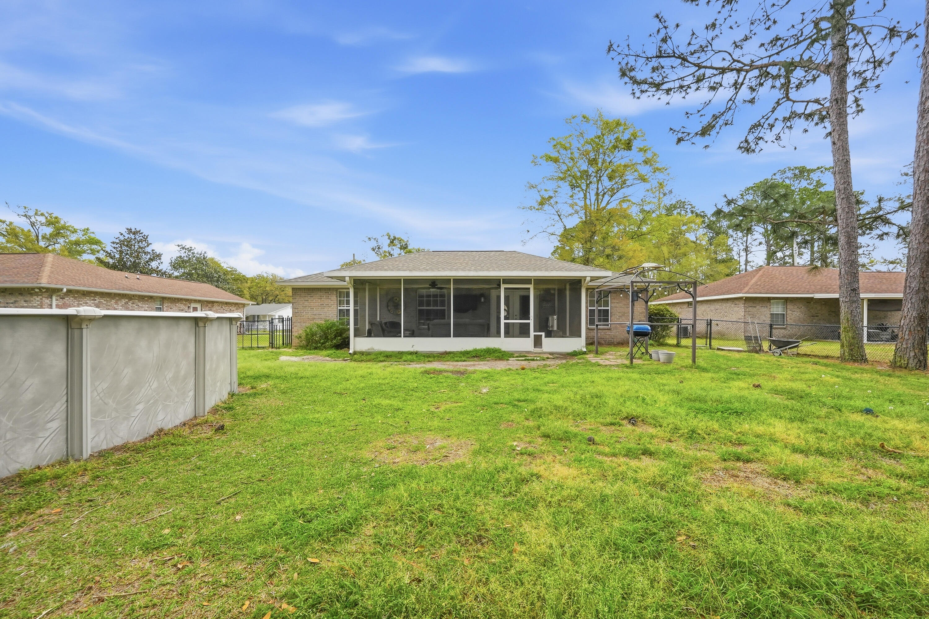 NONESUCH WAY - Residential