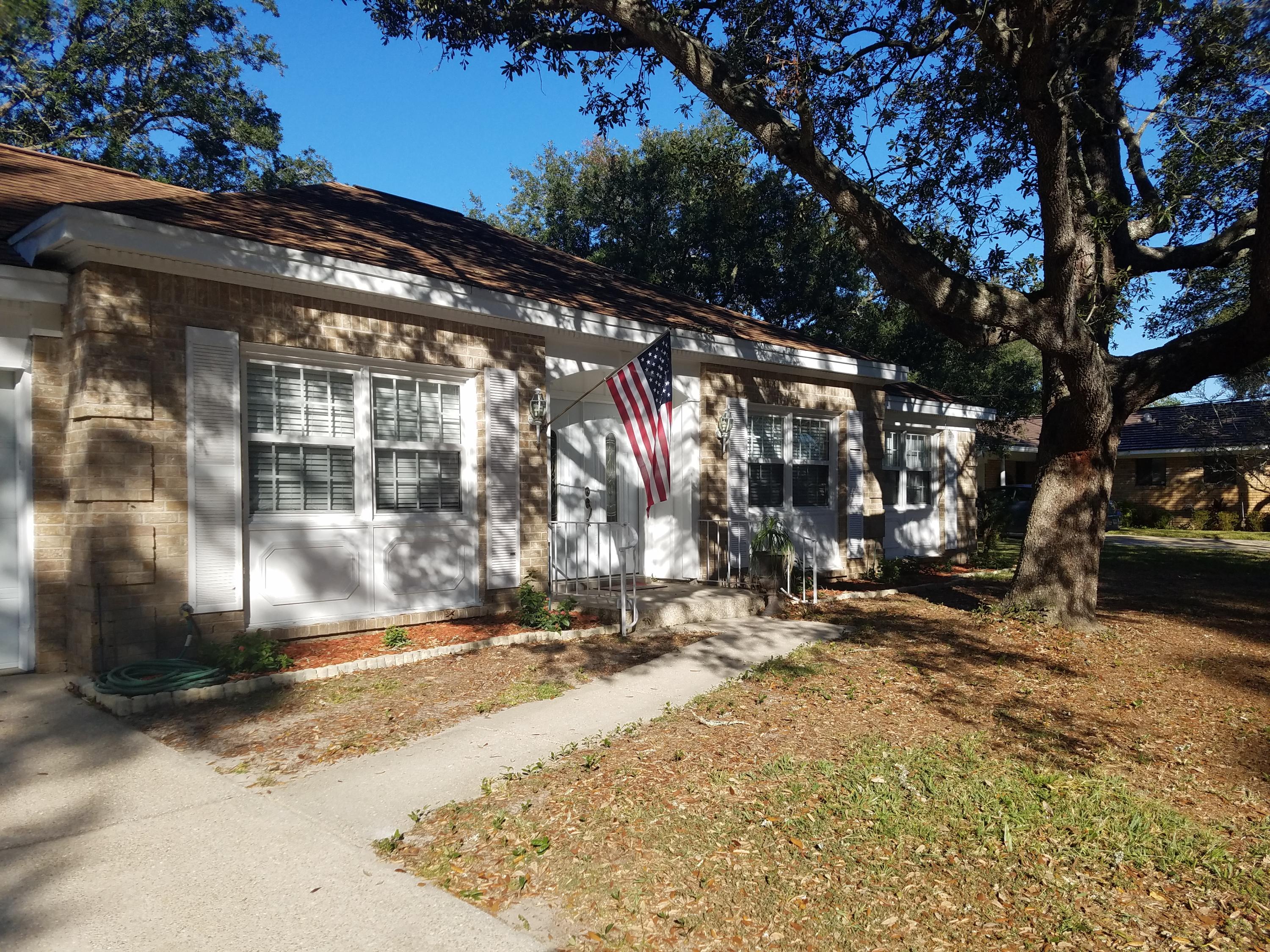 BAYOU WOODS 3RD ADDN - Residential Lease