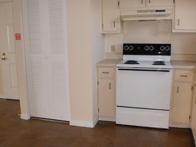 BAYOU WOODS 3RD ADDN - Residential Lease