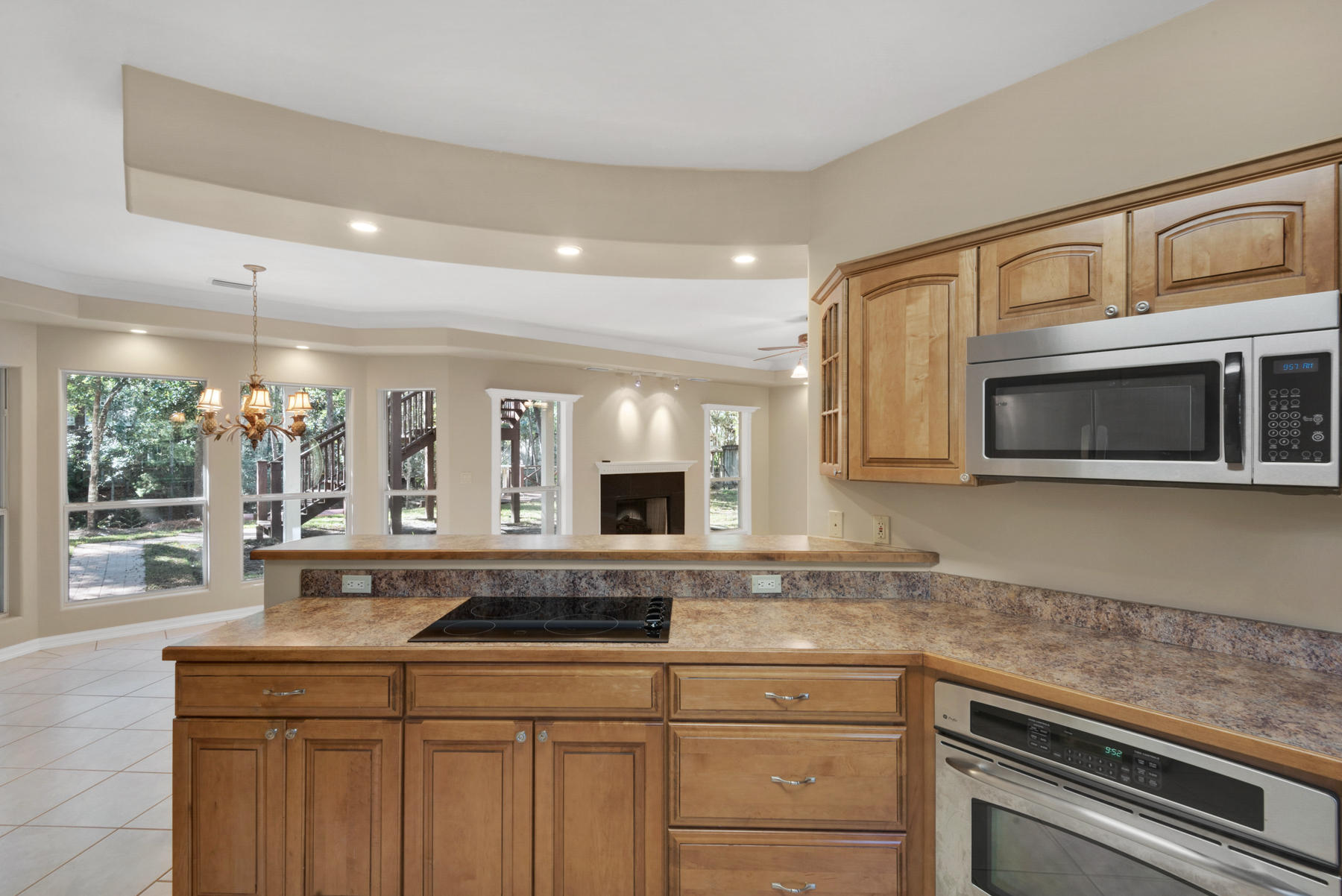 HARBOR OAKS - Residential