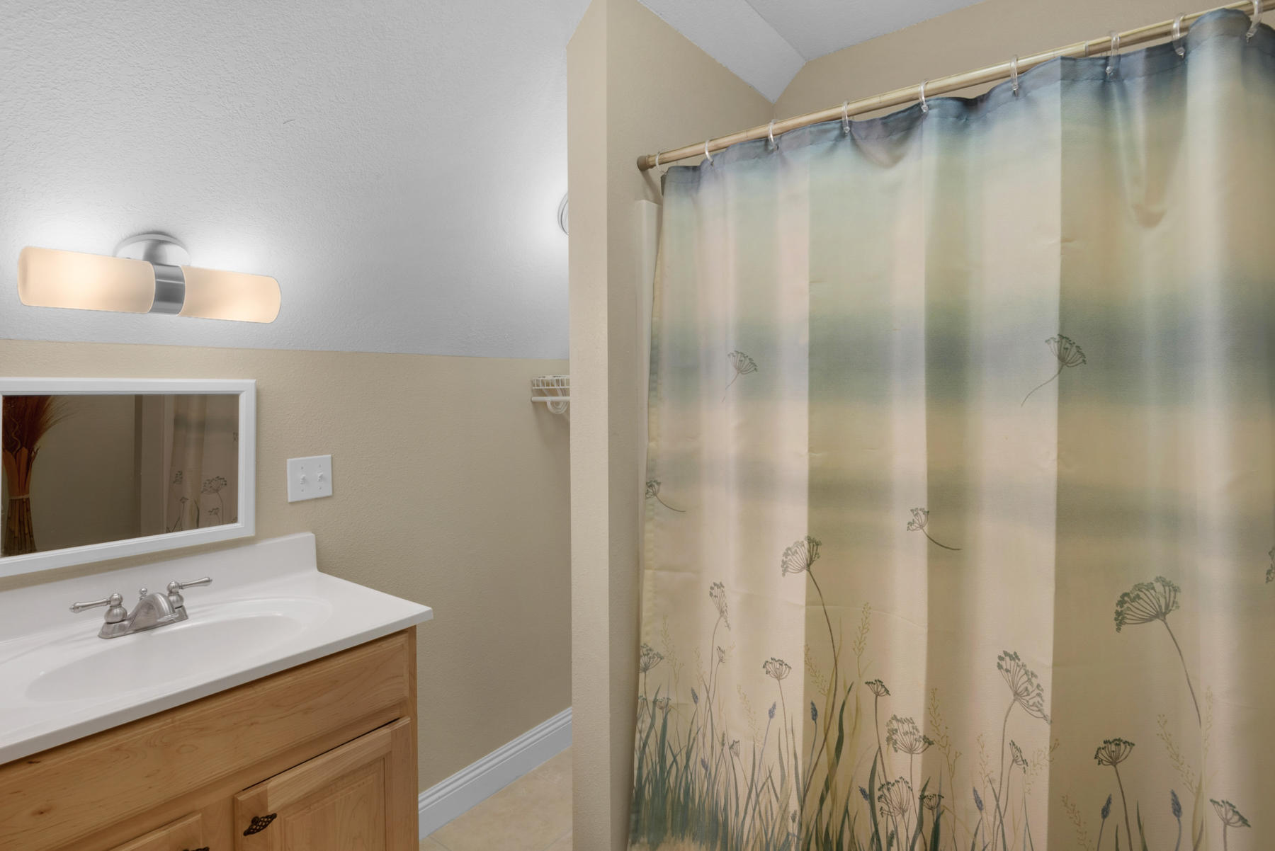 HARBOR OAKS - Residential