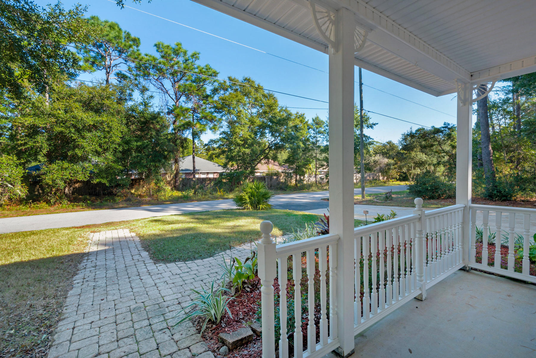 HARBOR OAKS - Residential