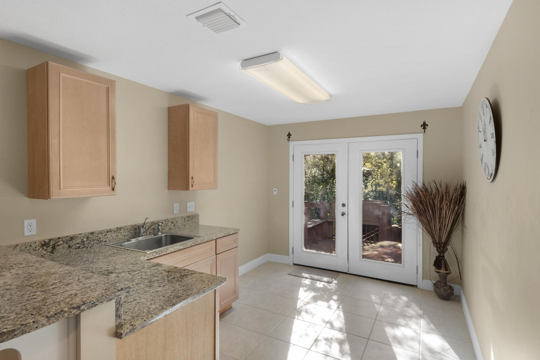 HARBOR OAKS - Residential