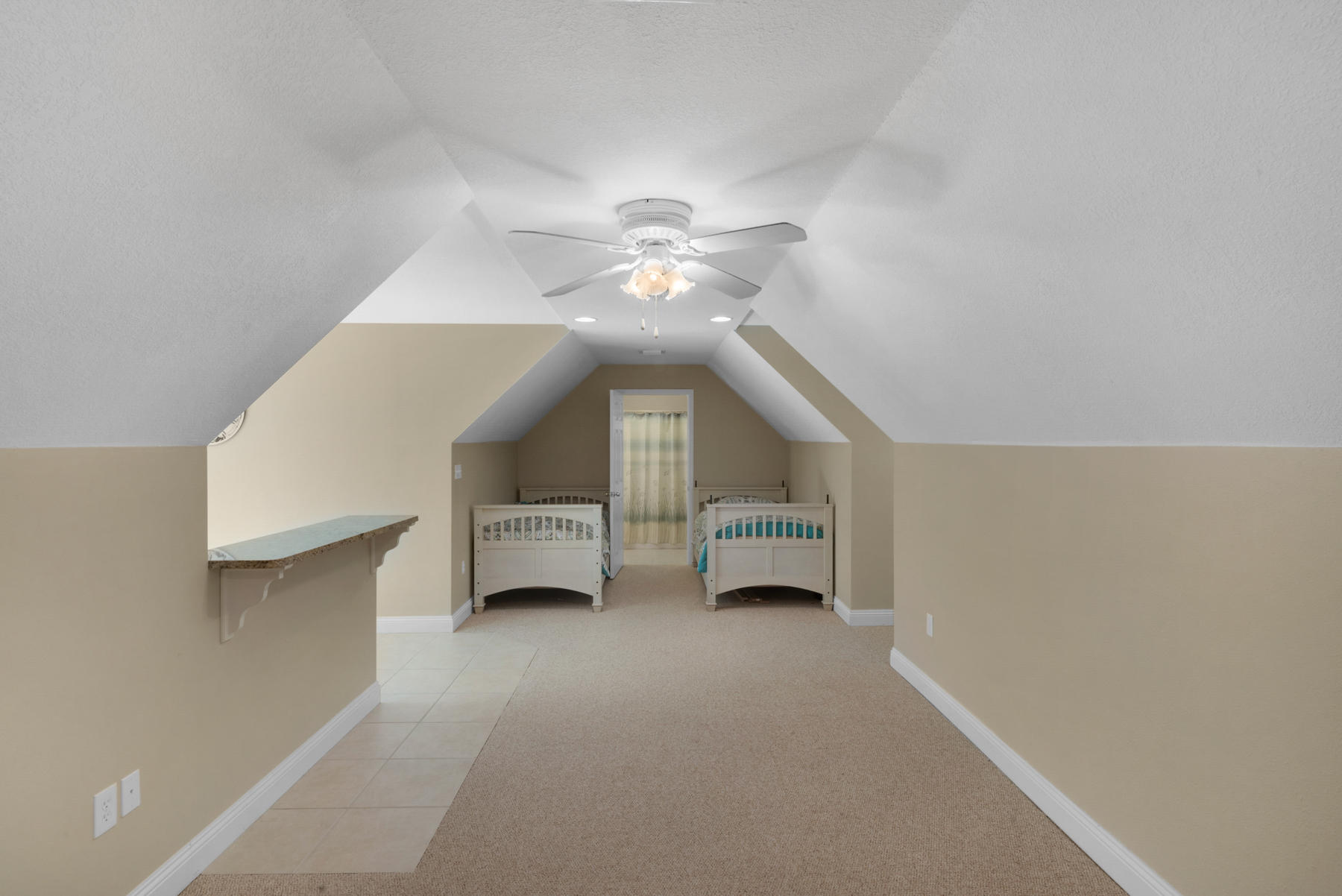 HARBOR OAKS - Residential