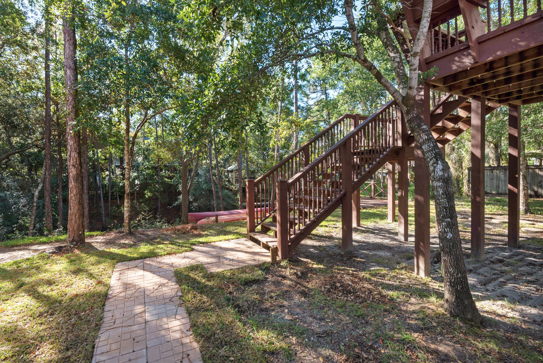 HARBOR OAKS - Residential