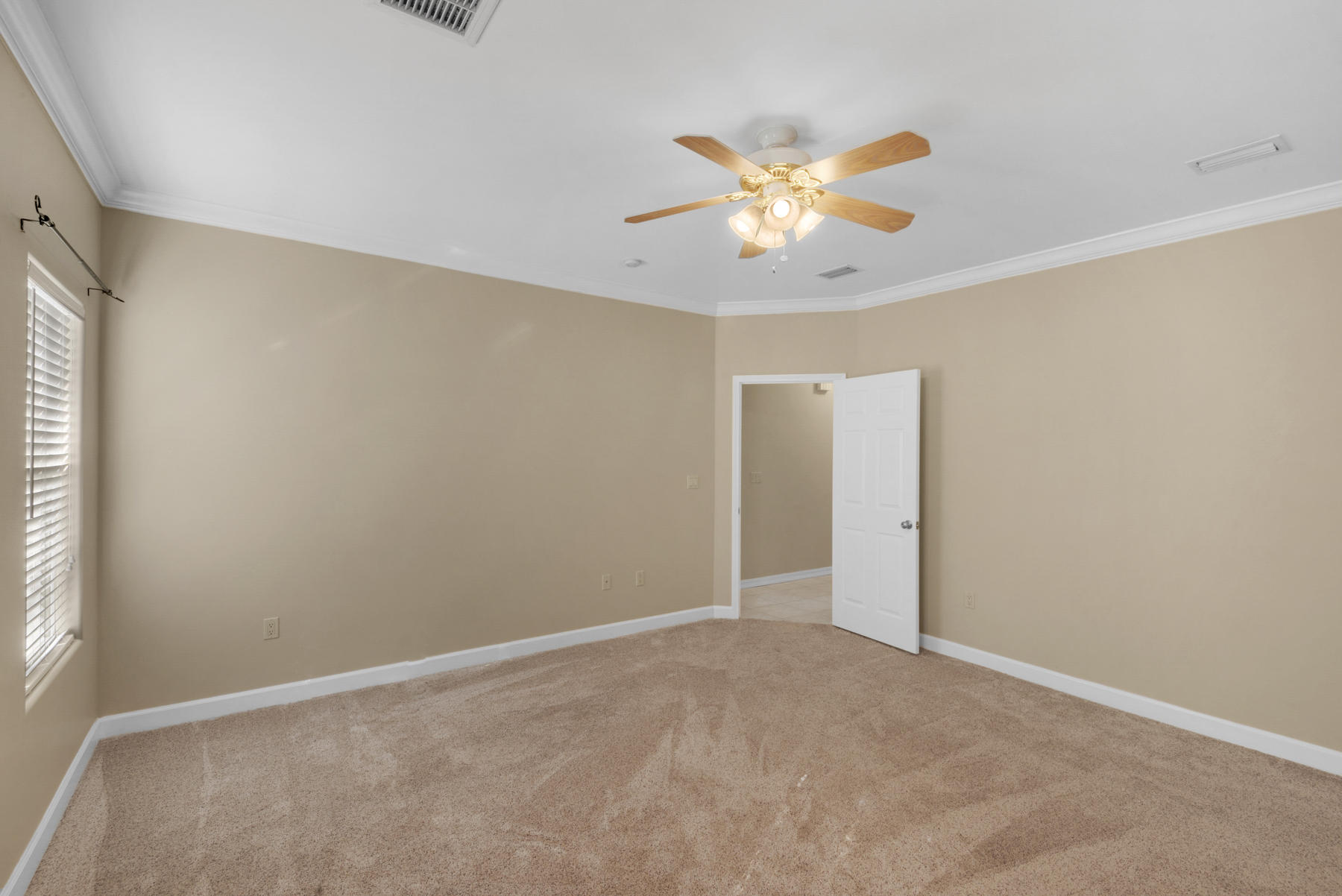 HARBOR OAKS - Residential