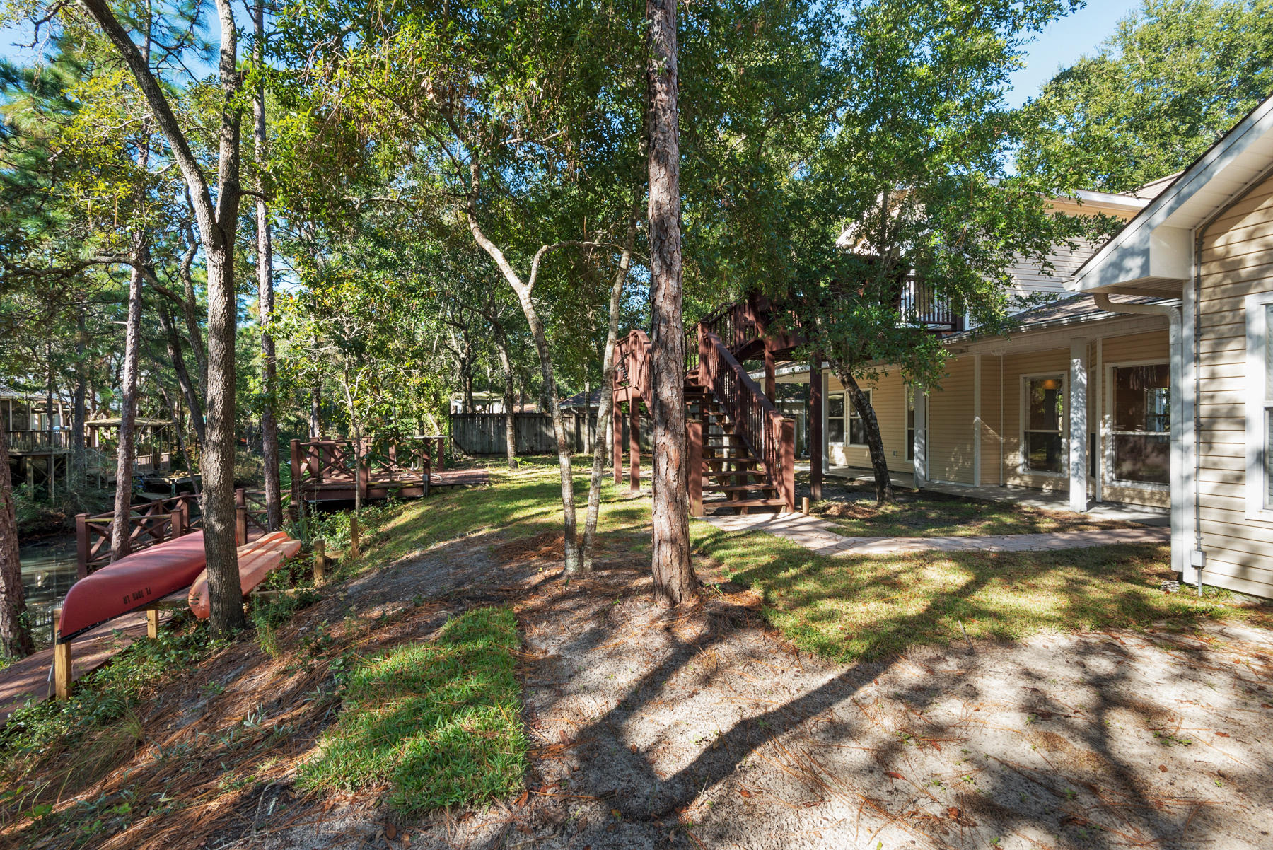 HARBOR OAKS - Residential