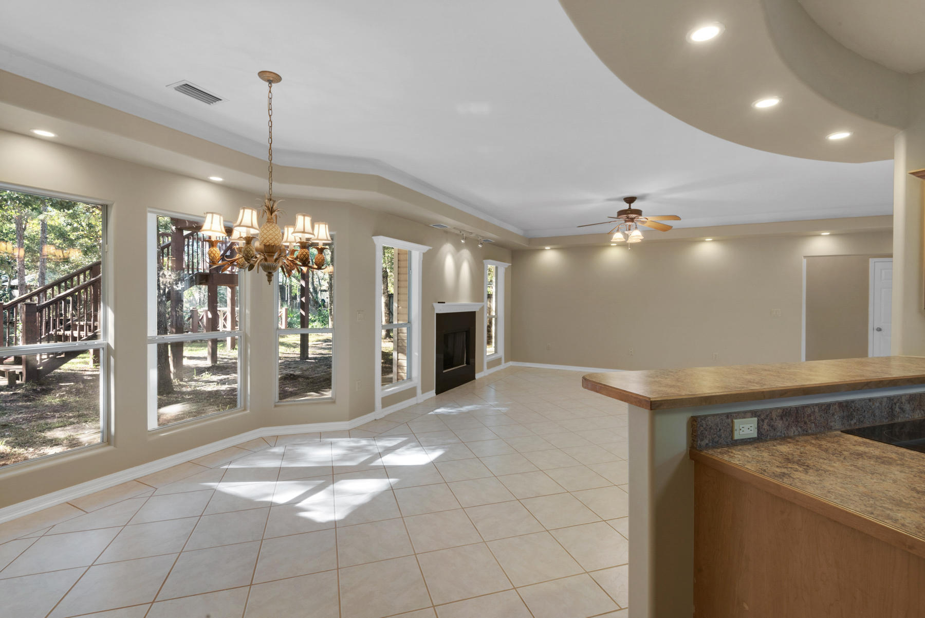 HARBOR OAKS - Residential