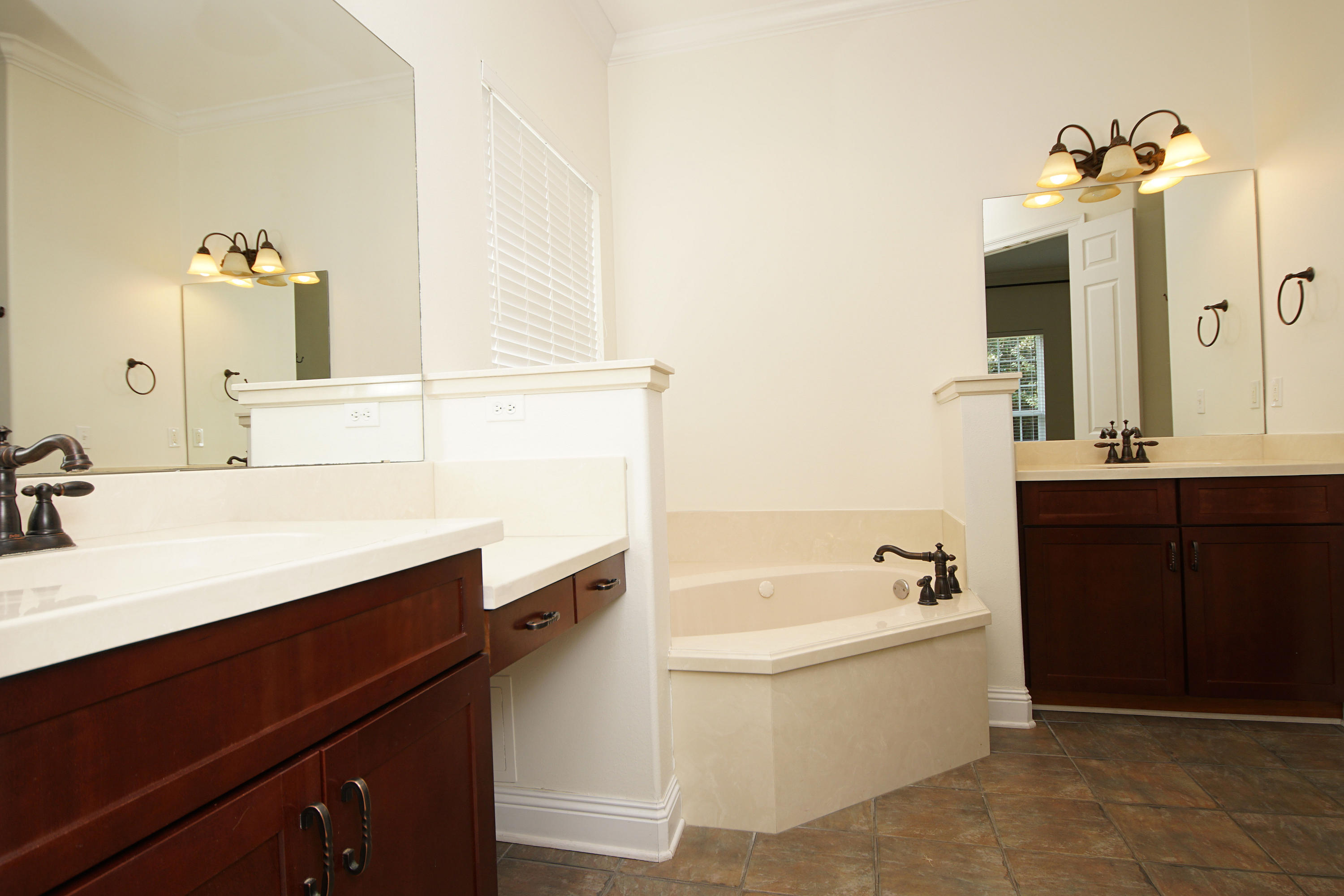 BLUEWATER BAY PH 2 - Residential