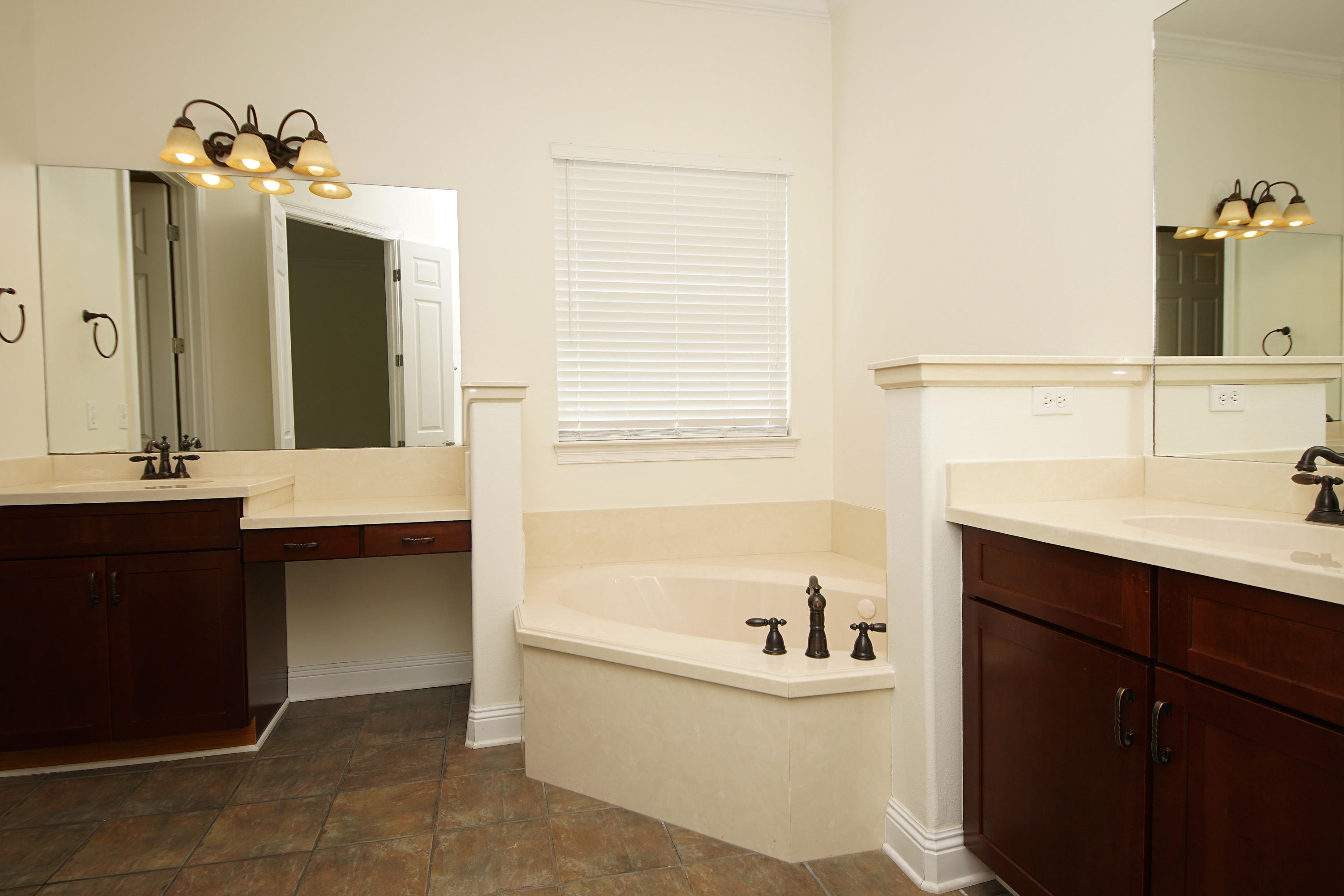 BLUEWATER BAY PH 2 - Residential