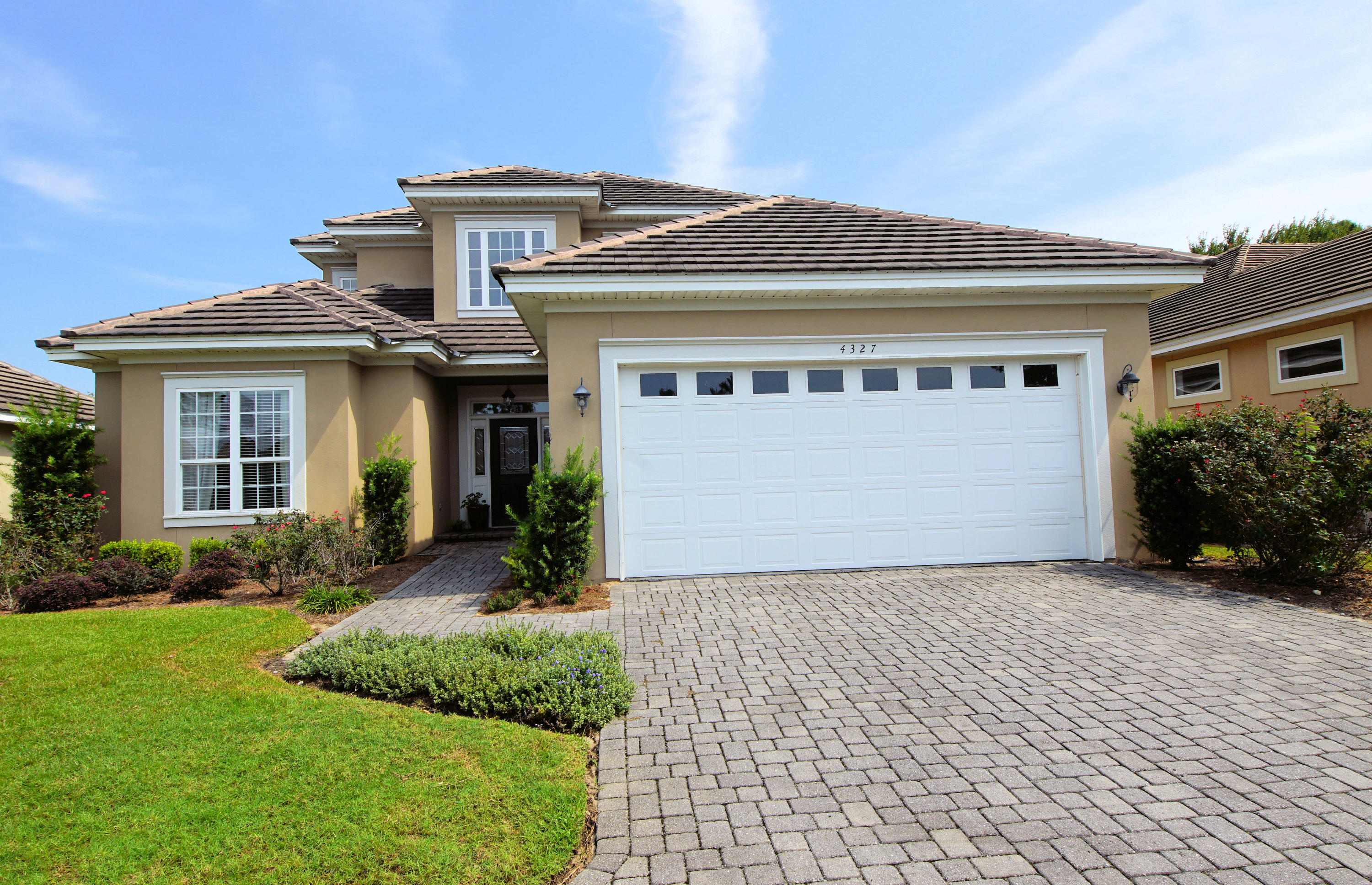 BLUEWATER BAY PH 2 - Residential