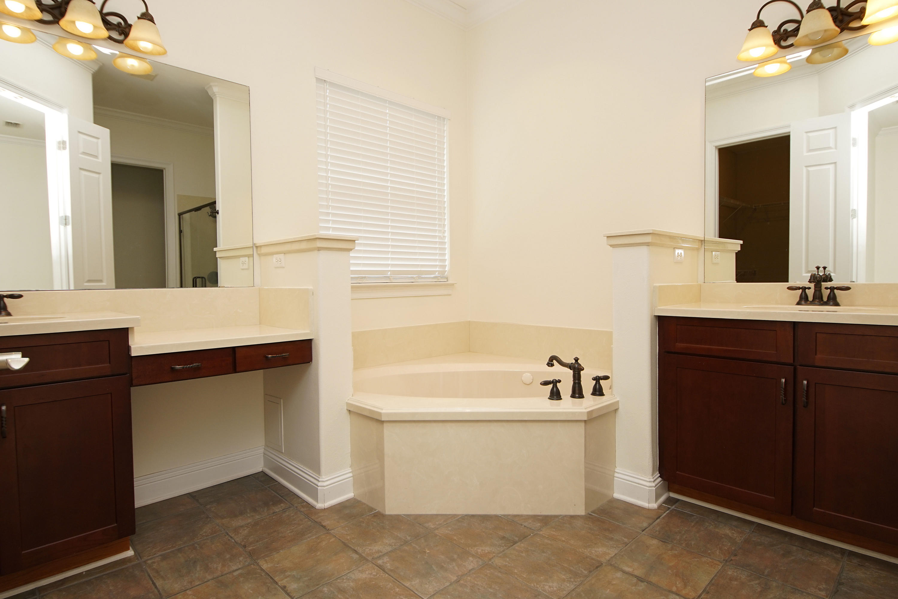 BLUEWATER BAY PH 2 - Residential