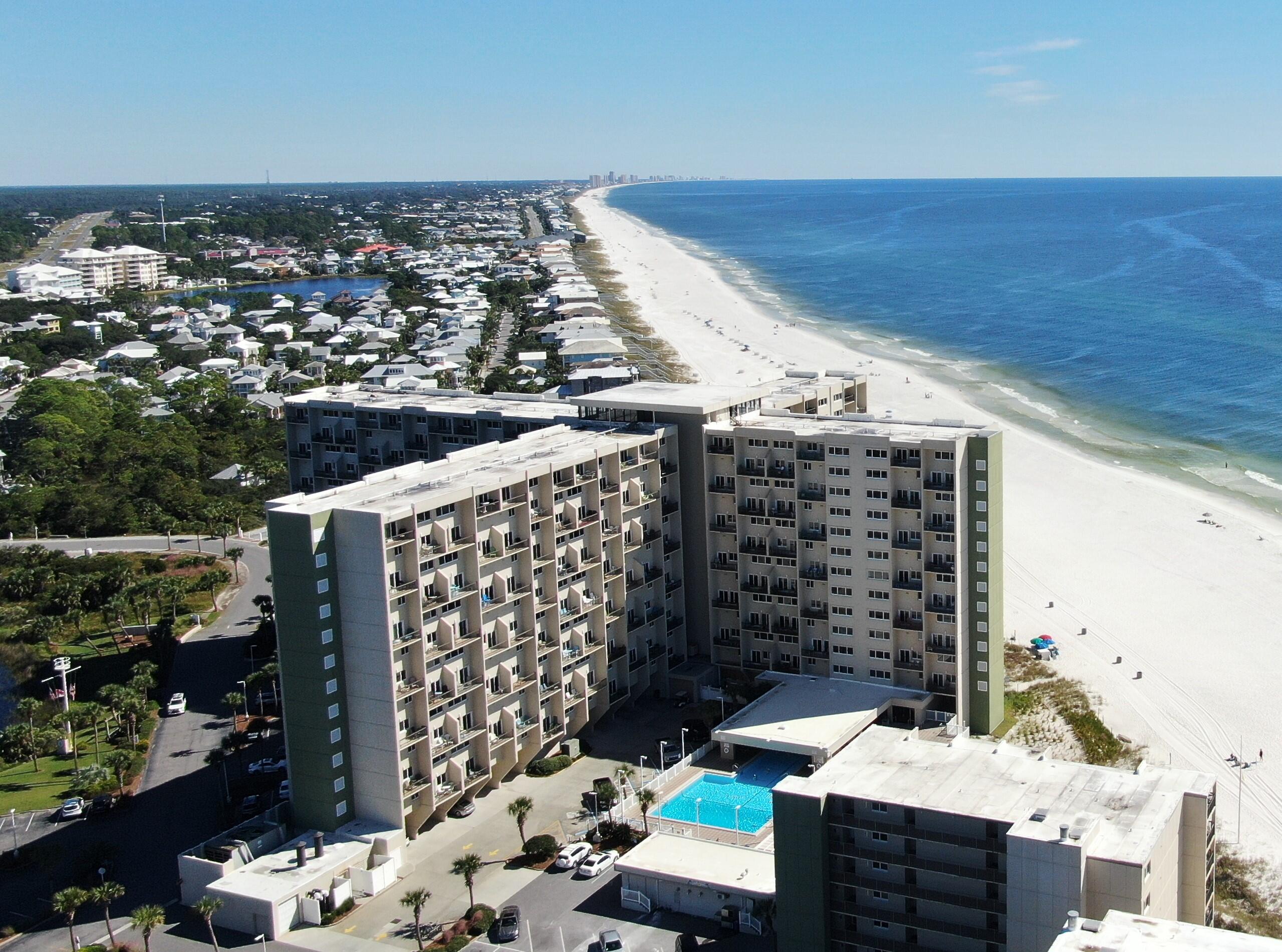 PINNACLE PORT - Residential