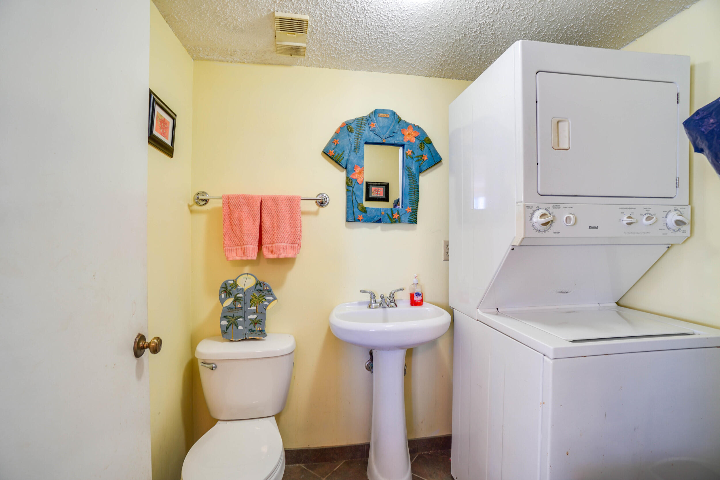 PINNACLE PORT - Residential