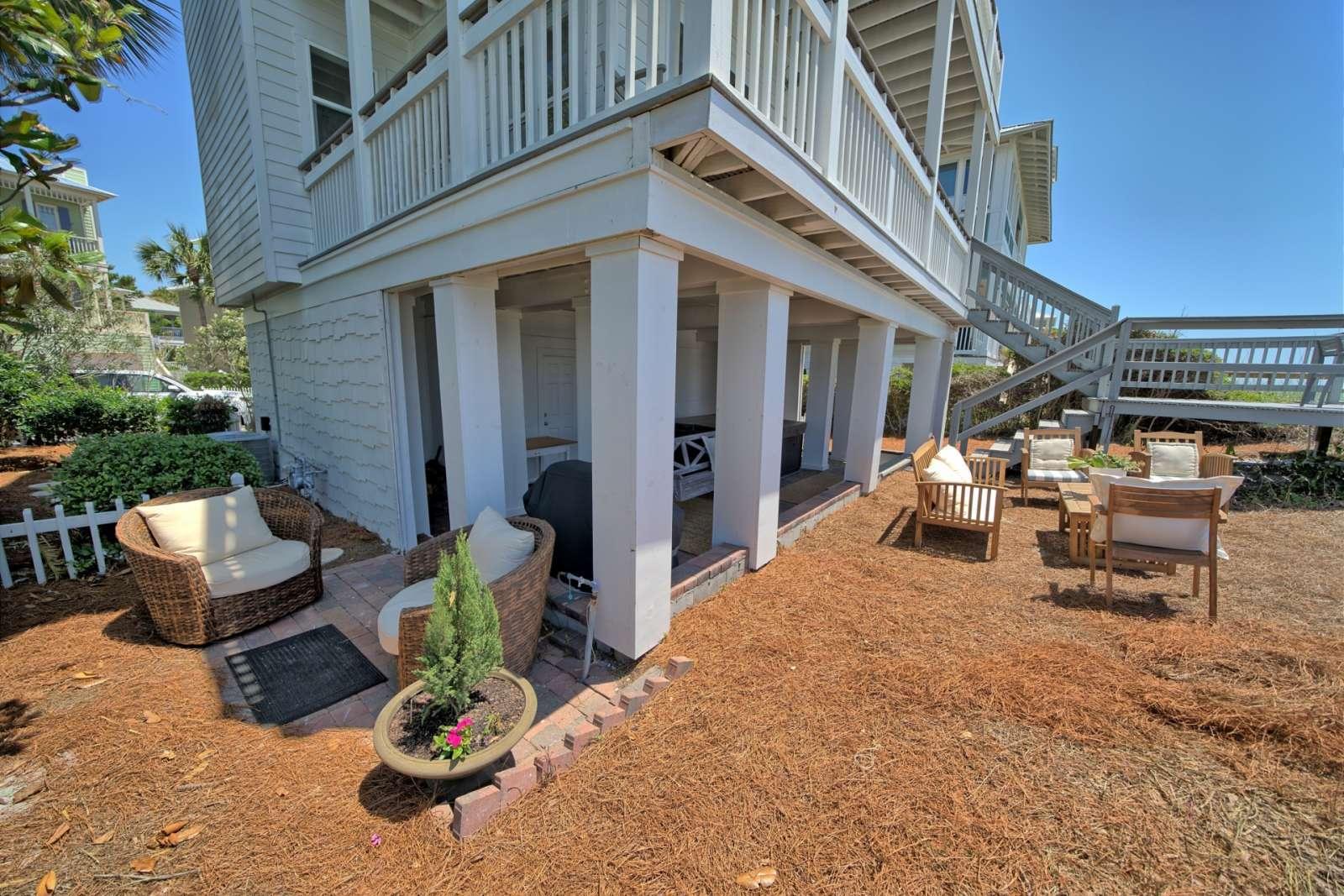 SUNRISE BEACH - Residential