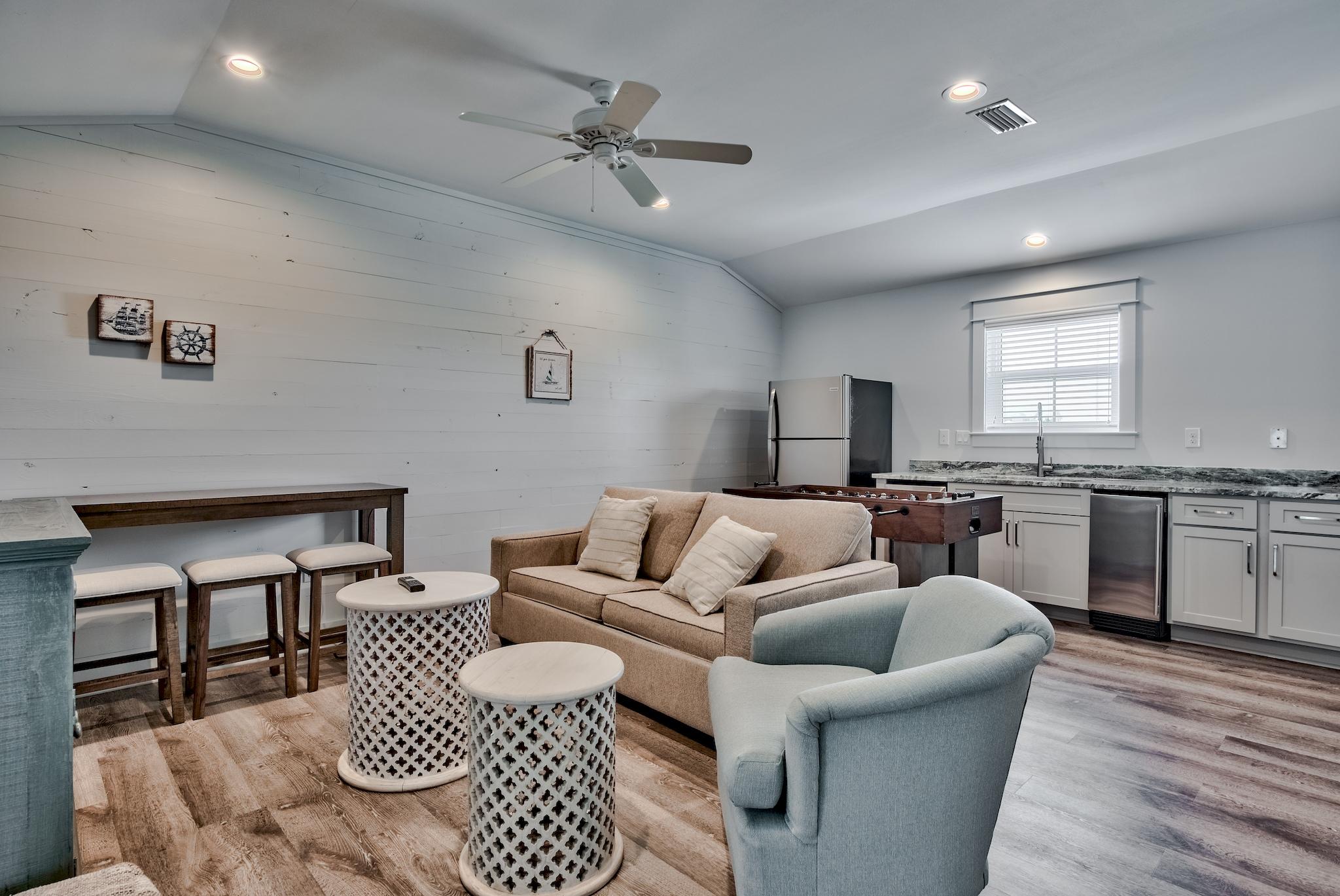 CRYSTAL BEACH - Residential
