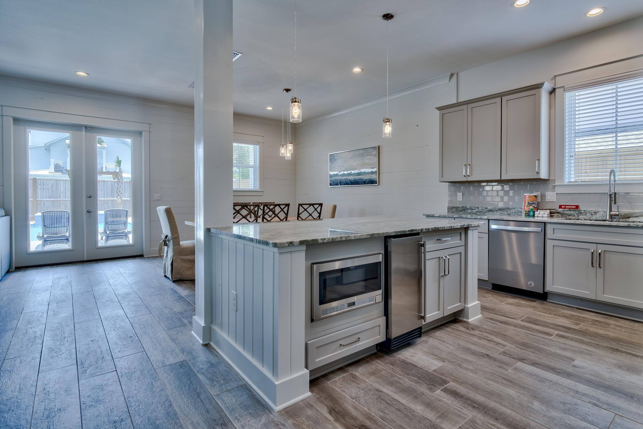 CRYSTAL BEACH - Residential