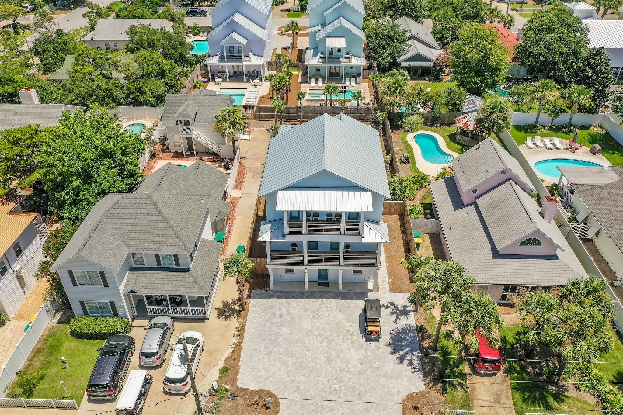 CRYSTAL BEACH - Residential