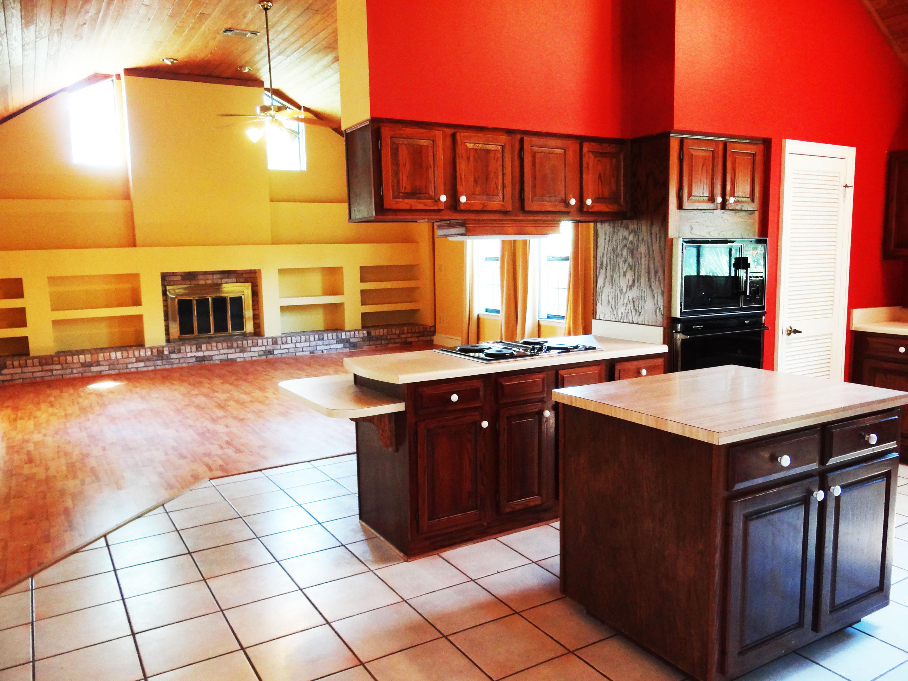 RAINTREE ESTATES - Residential