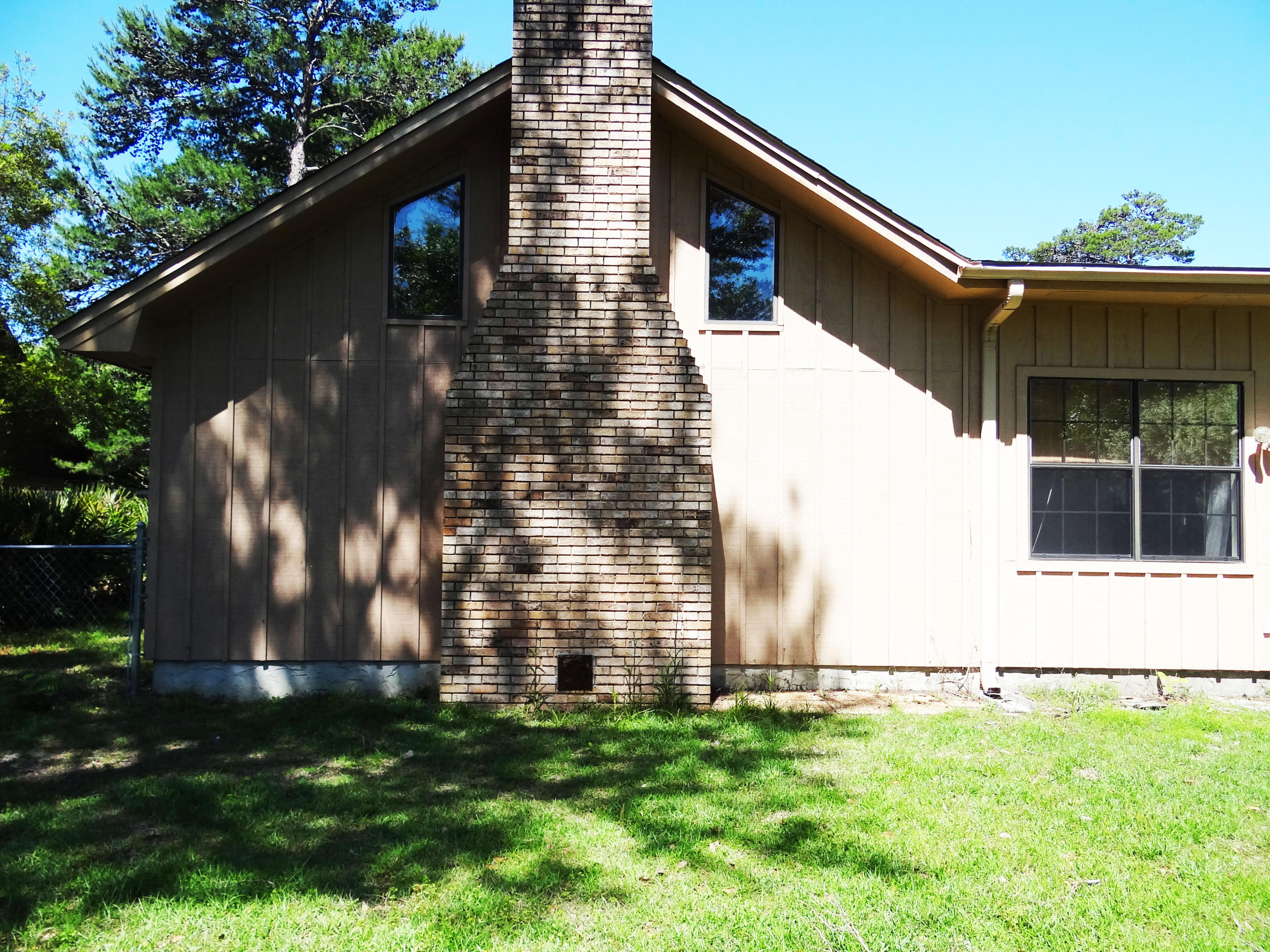 RAINTREE ESTATES - Residential