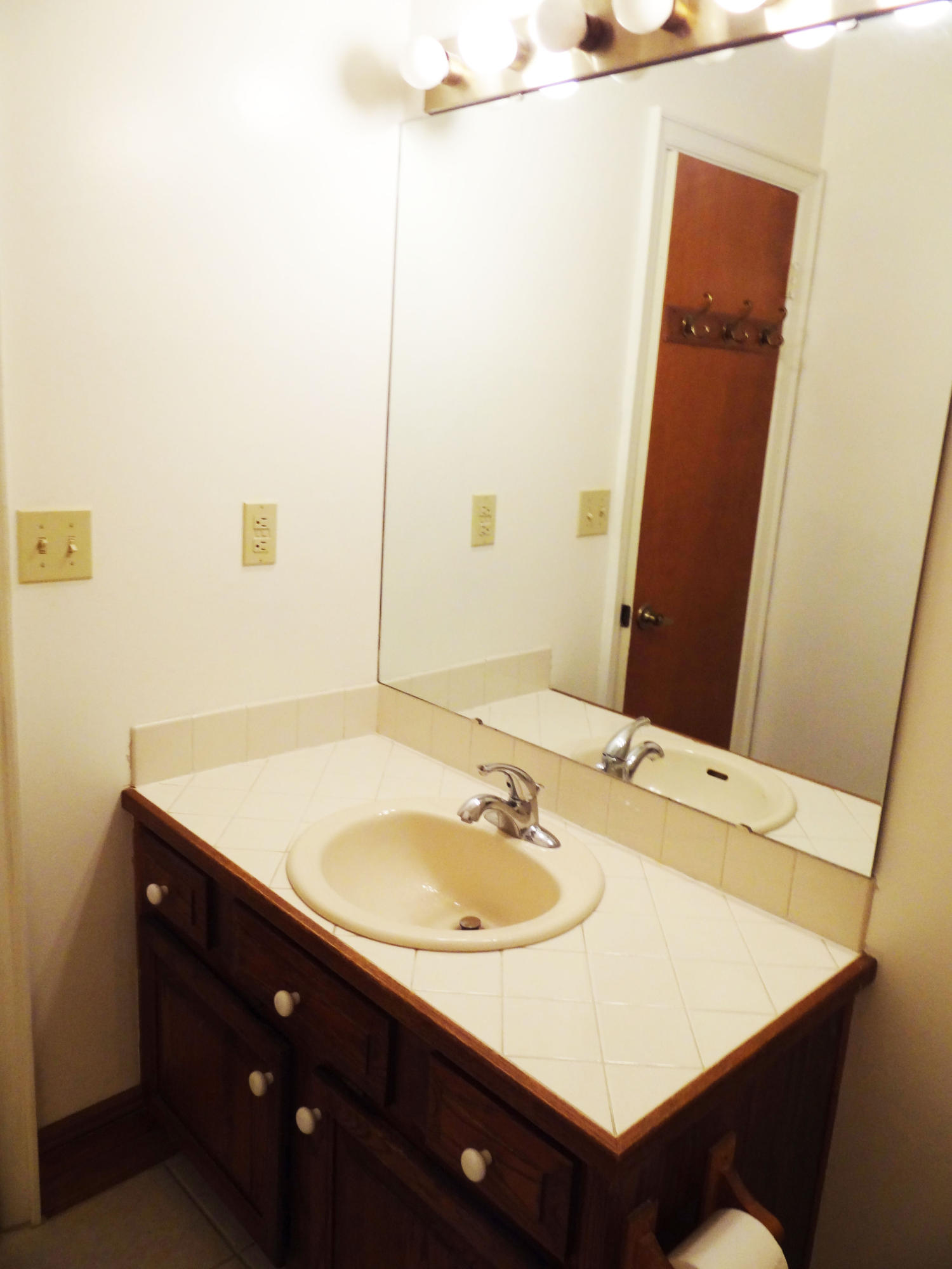 RAINTREE ESTATES - Residential