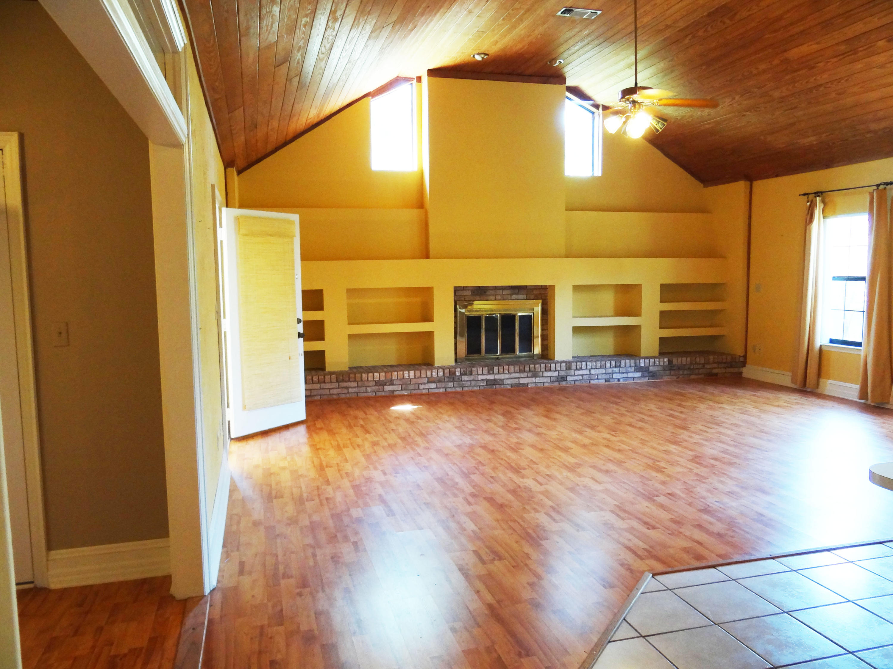 RAINTREE ESTATES - Residential