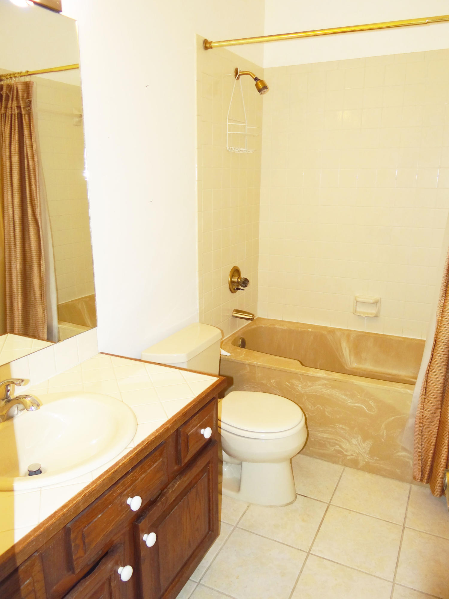 RAINTREE ESTATES - Residential