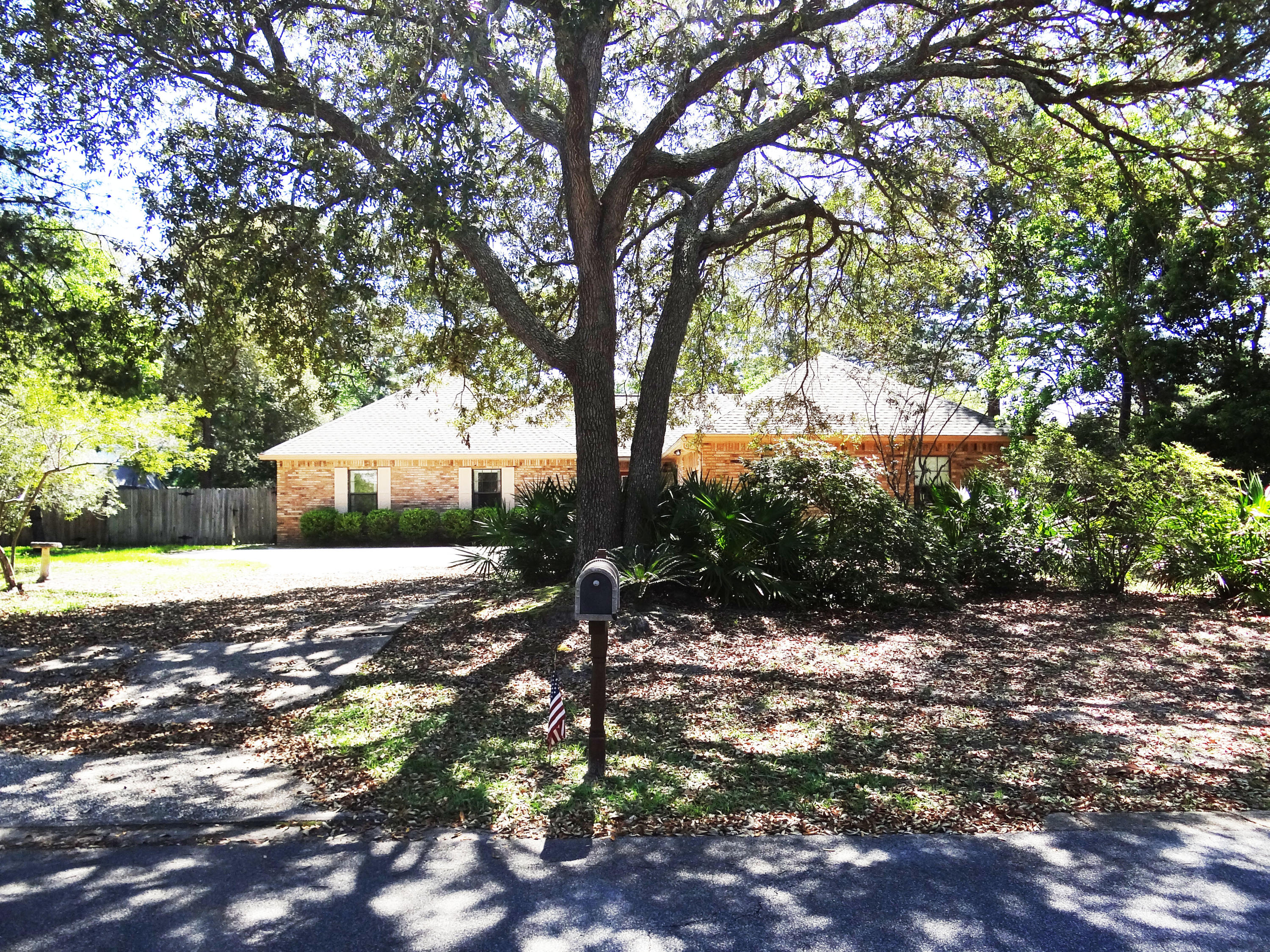 RAINTREE ESTATES - Residential