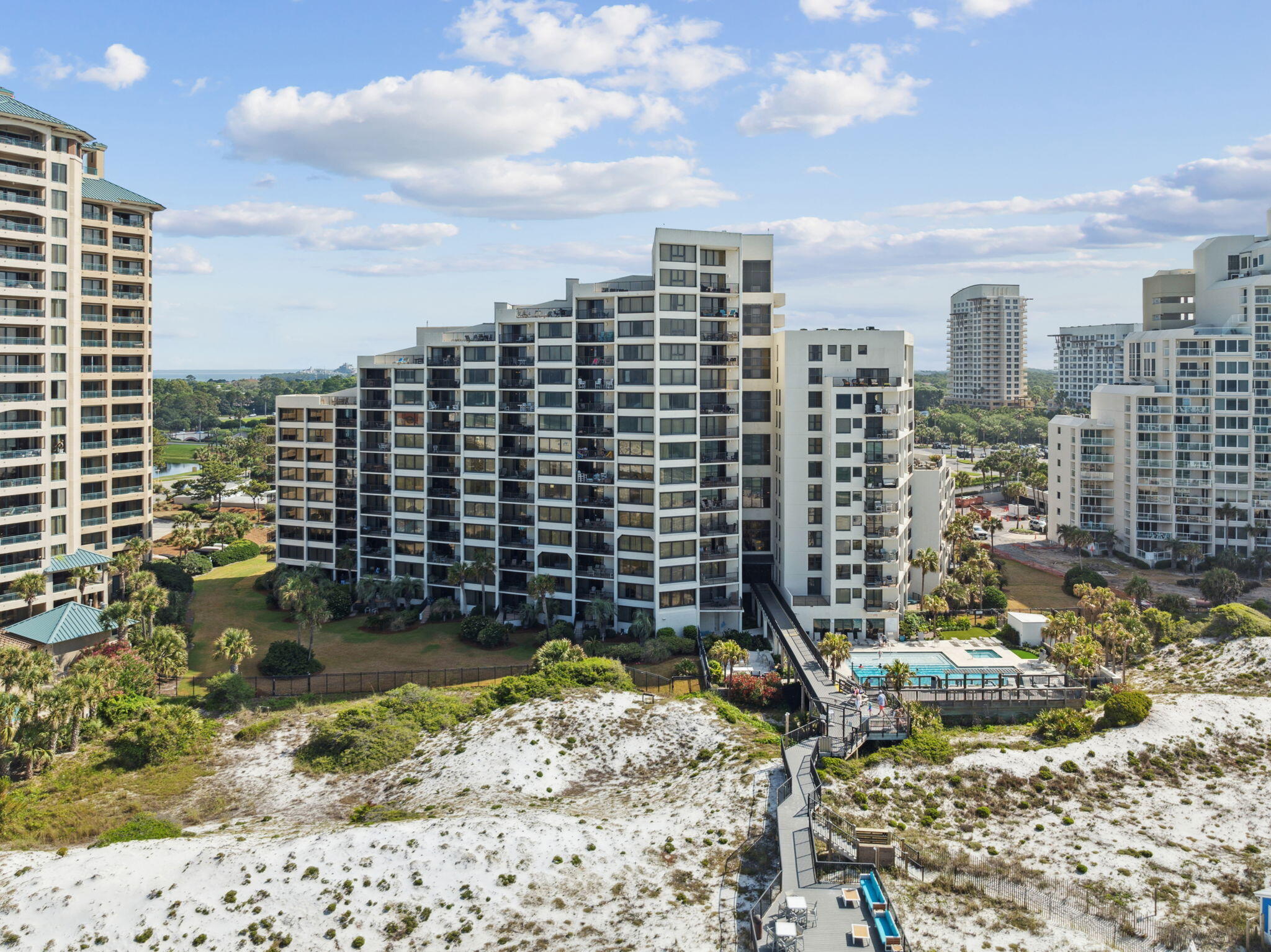 BEACHSIDE 1 CONDO - Residential