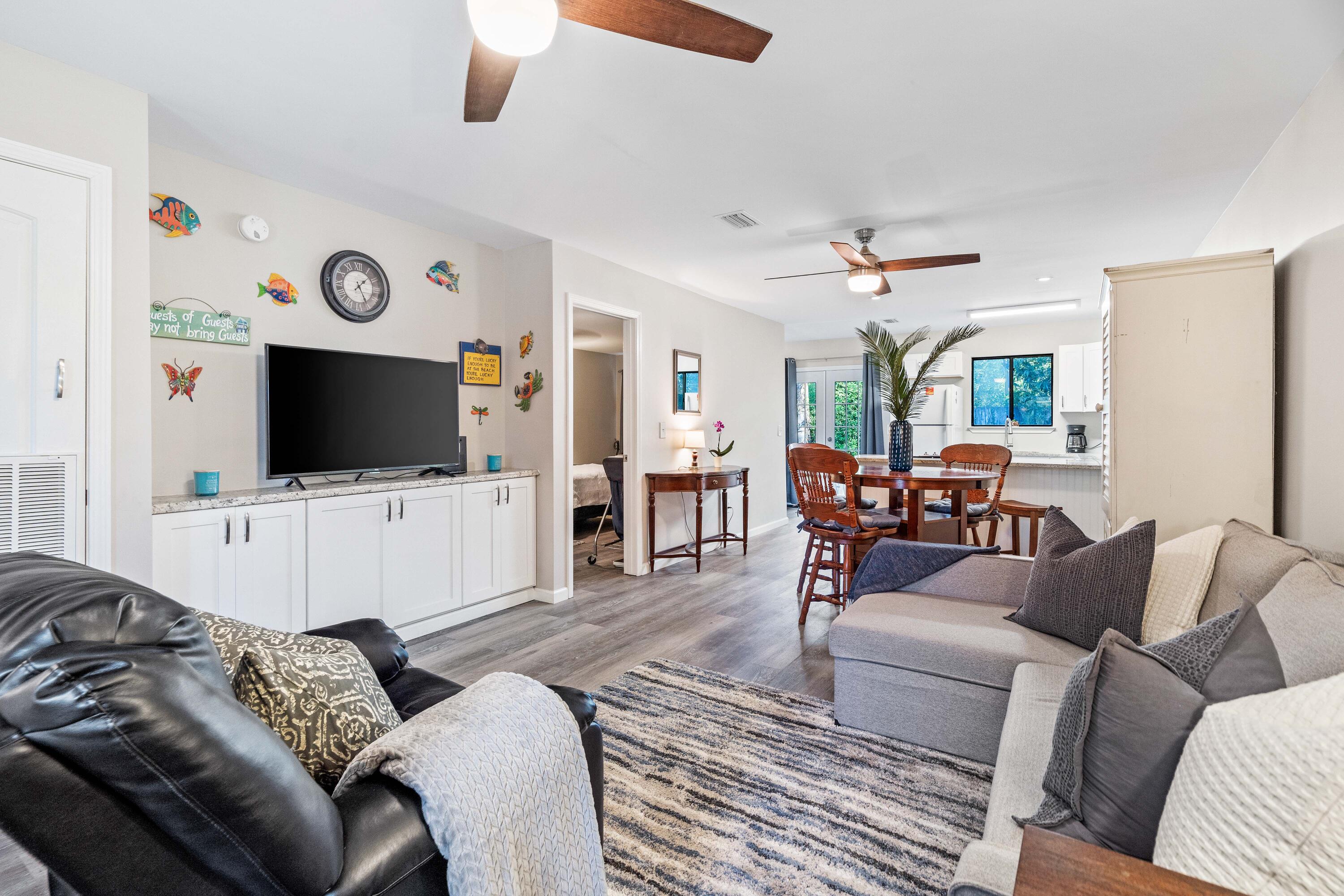 WINSTON MANOR T/H - Residential